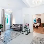 Aparthotel Diana 4*