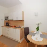 Diana Lägenhetshotell Merano