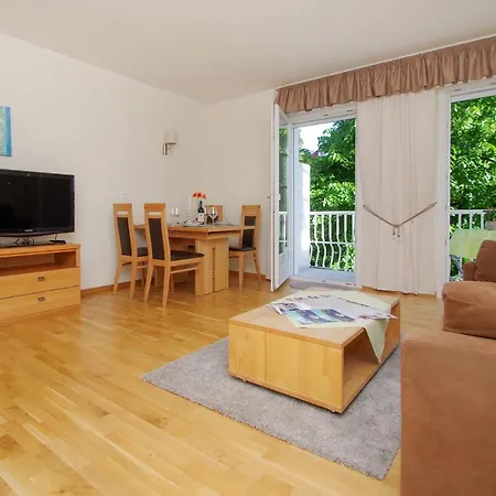 Hotel apartamentowy Diana 4*