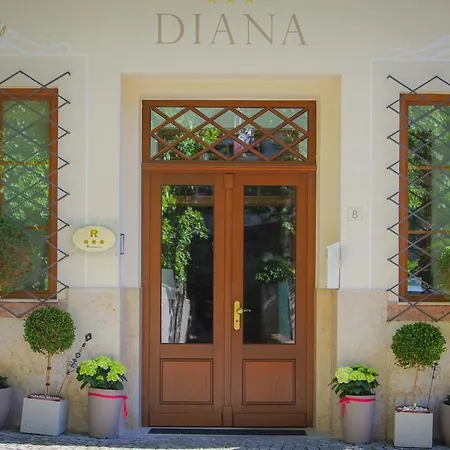 Hotel apartamentowy Diana 4*