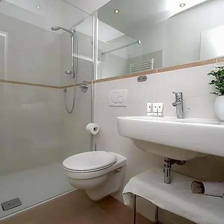 Aparthotel Diana 4*