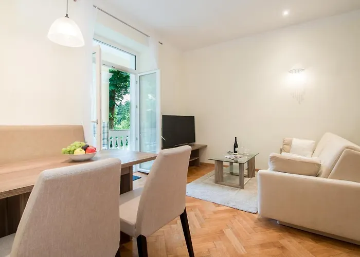 Diana Ξενοδοχείο με διαμερίσματα