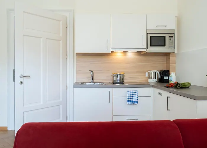 Aparthotel Diana Meran