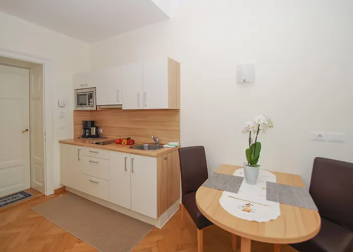 Diana Apart Otel Merano